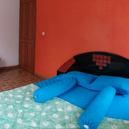 Homestay Triniti Lembang Kamer foto