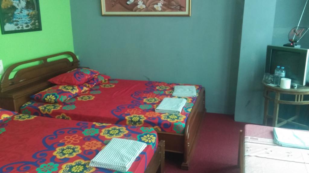 Homestay Triniti Lembang Buitenkant foto